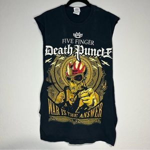 Five Finger Death Punch Shirt 2009 Tour War Is the Answer Adult Medium Cut Off